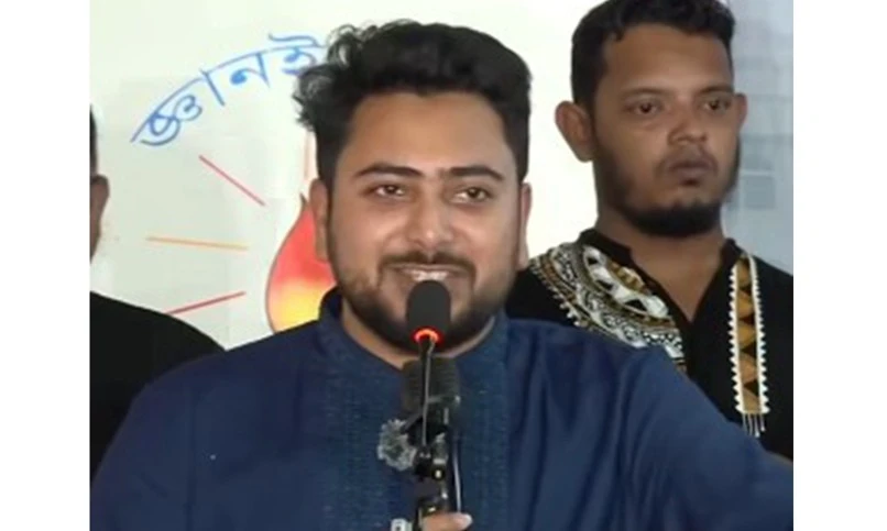 সরকারও আশির দশকে ফিরে যেতে চাইছে: নাহিদ ইসলাম